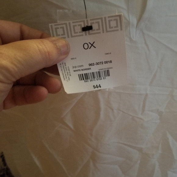 White with blue trim blouse. 0X. Liz Claiborne - Picture 3 of 5